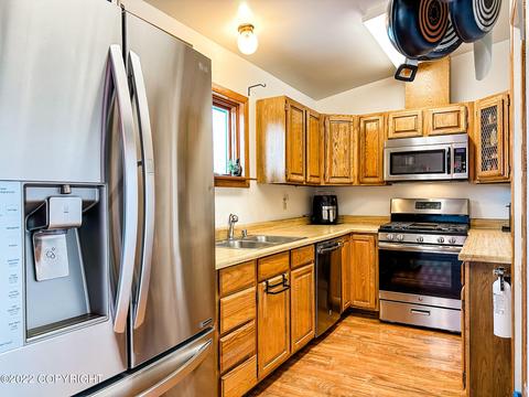 21750 Sheltering Spruce Loop, Chugiak, AK 99567 photo 9
