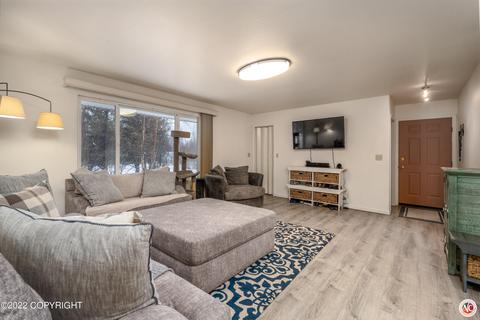 1451 E Fairview Loop, Wasilla, AK 99654 photo 5