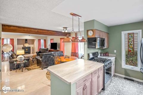 3342 Wiley Post Loop, Anchorage, AK 99517 photo 10