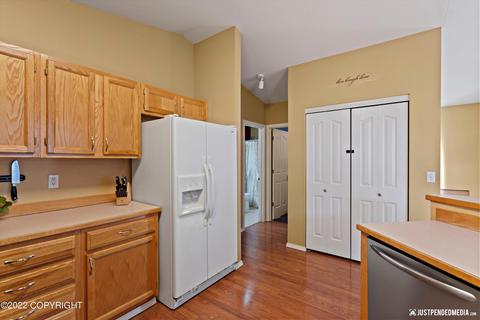 17933 Chardonnay Cir, Eagle River, AK 99577 photo 11