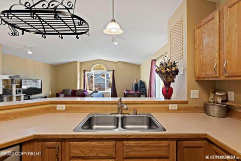 17933 Chardonnay Cir, Eagle River, AK 99577 photo 12