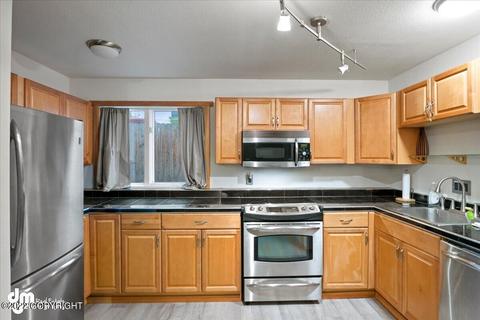 329 E 14th Ave # 2, Anchorage, AK 99501 photo 11