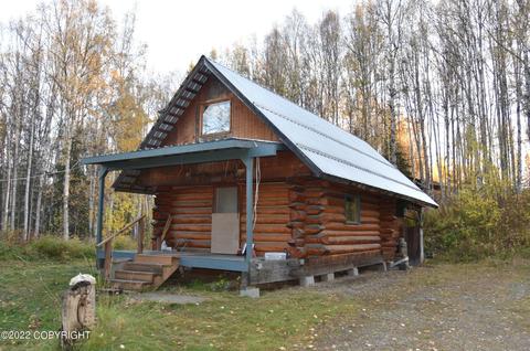149 Blue Fox Run, Fairbanks, AK 99712