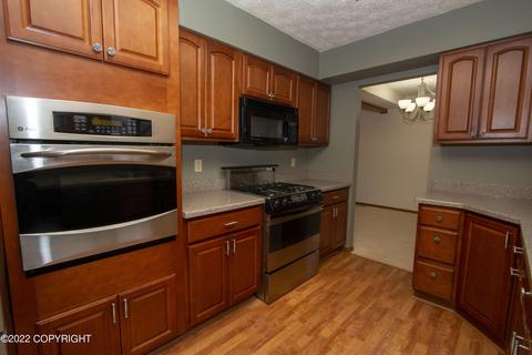 9816 Kitlina Cir, Eagle River, AK 99577 photo 15