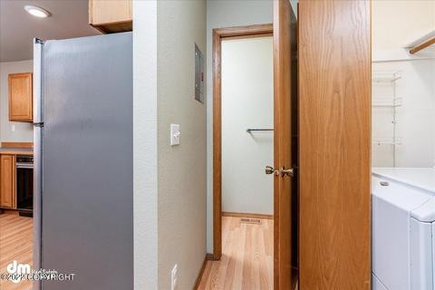 1860 Commodore Dr, Anchorage, AK 99507 photo 16