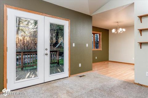 1860 Commodore Dr, Anchorage, AK 99507 photo 10