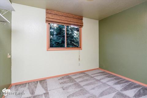 1860 Commodore Dr, Anchorage, AK 99507 photo 26