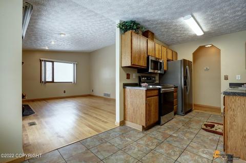 12624 Crested Butte Dr, Eagle River, AK 99577 photo 2