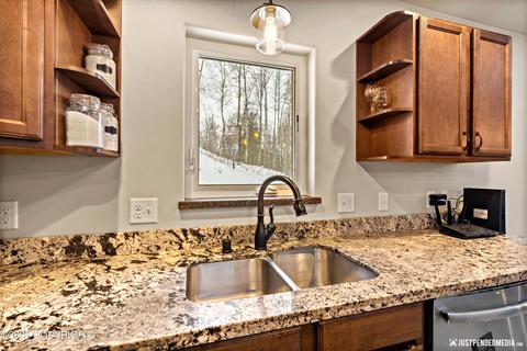 5834 E Summit Cir, Wasilla, AK 99654 photo 14
