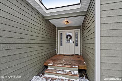 5834 E Summit Cir, Wasilla, AK 99654 photo 4