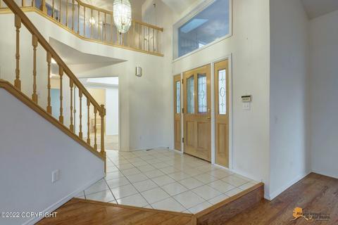 2802 Seafarer Loop, Anchorage, AK 99516 photo 4