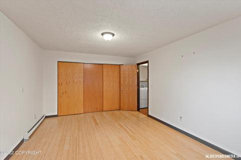 3611 E 20th Ave, Anchorage, AK 99508 photo 9