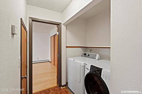 3611 E 20th Ave, Anchorage, AK 99508 photo 7