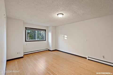 3611 E 20th Ave, Anchorage, AK 99508 photo 8