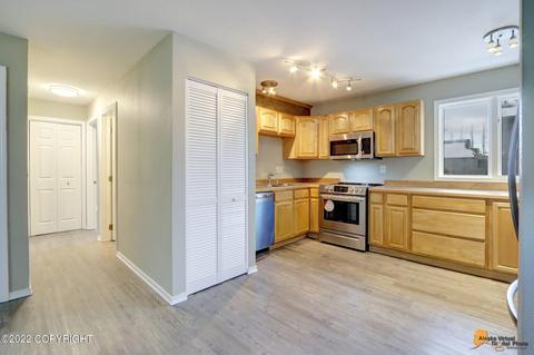329 E 14th Ave # 6, Anchorage, AK 99501 photo 6