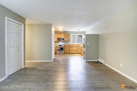 329 E 14th Ave # 6, Anchorage, AK 99501 photo 2