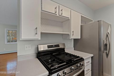 6416 E 35th Ave, Anchorage, AK 99504 photo 11