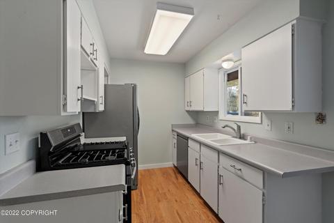 6416 E 35th Ave, Anchorage, AK 99504 photo 9