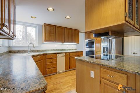 11039 Kaskanak Dr, Eagle River, AK 99577 photo 24