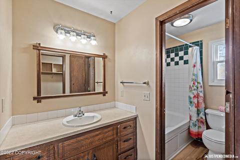 15443 Husky St, Eagle River, AK 99577 photo 37