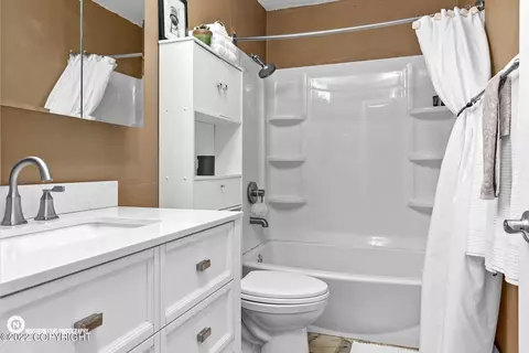 5750 E 4th Ave, Anchorage, AK 99504 photo 14