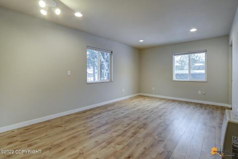 634 E 74th Ave, Anchorage, AK 99518 photo 44