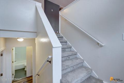 634 E 74th Ave, Anchorage, AK 99518 photo 3