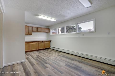 634 E 74th Ave, Anchorage, AK 99518 photo 22