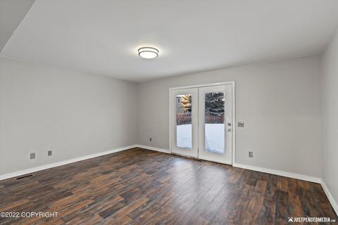 111 Aces Cir, Anchorage, AK 99504 photo 6