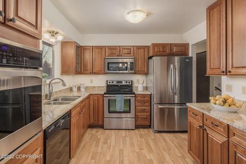 2910 Wiley Post Ave, Anchorage, AK 99517 photo 8