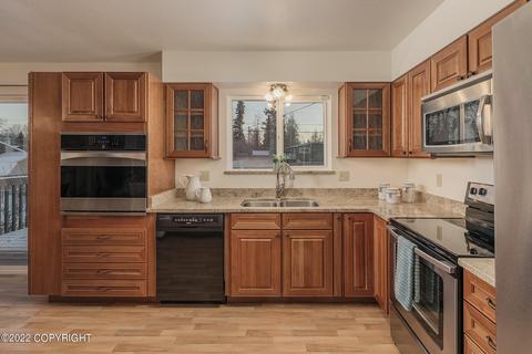 2910 Wiley Post Ave, Anchorage, AK 99517 photo 9