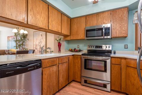 441 Dailey Ave # 7, Anchorage, AK 99515 photo 4
