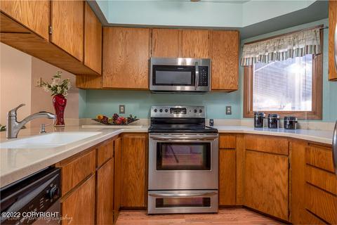 441 Dailey Ave # 7, Anchorage, AK 99515 photo 5