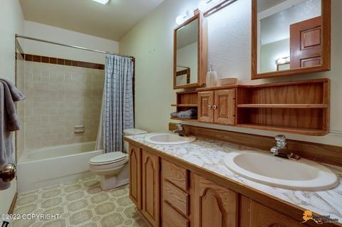 1440 E St # 4, Anchorage, AK 99501 photo 23