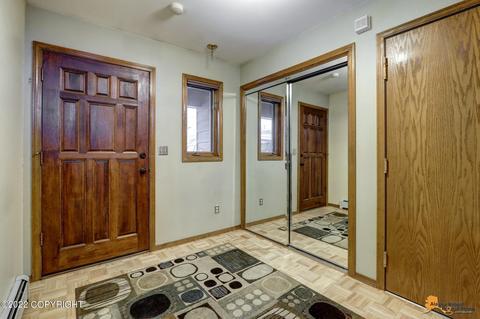 1440 E St # 4, Anchorage, AK 99501 photo 2