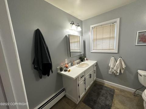 Bath - 577 Evergreen Ave, Wrangell, AK 99929 photo 2 of 3