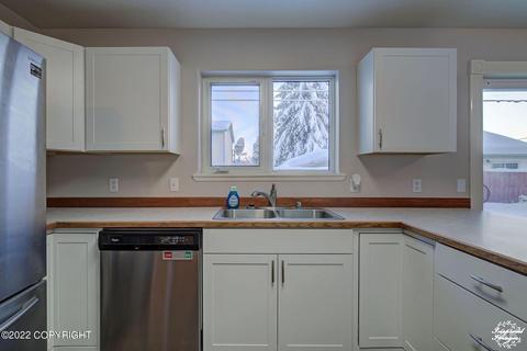 802 Minuteman Loop, North Pole, AK 99705 photo 5