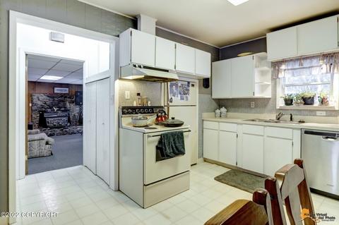 5930 E 34th Ave, Anchorage, AK 99504 photo 20