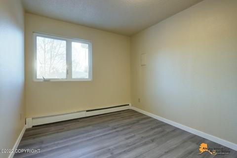 3504 E 17th Ave, Anchorage, AK 99508 photo 10