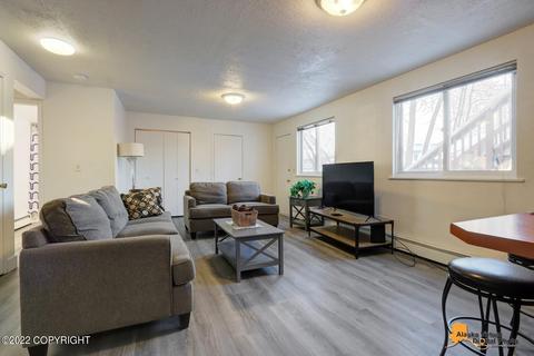 3504 E 17th Ave, Anchorage, AK 99508 photo 12