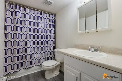 3504 E 17th Ave, Anchorage, AK 99508 photo 22