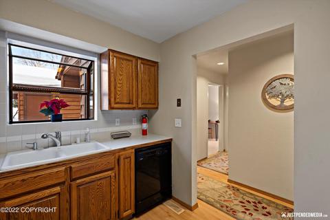 3351 Wiley Post Loop, Anchorage, AK 99517 photo 8