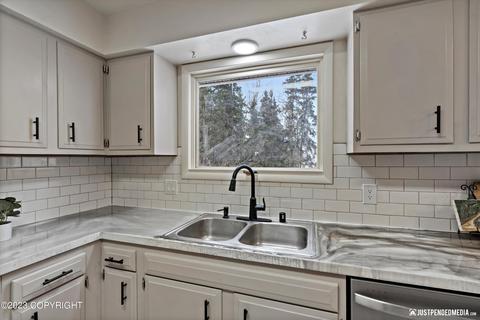 10810 Anvik Cir, Eagle River, AK 99577 photo 15
