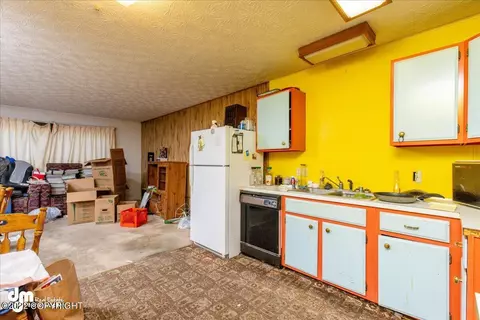 6611 E 10th Ave, Anchorage, AK 99504 photo 5