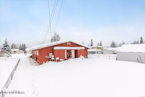 6611 E 10th Ave, Anchorage, AK 99504 photo 1