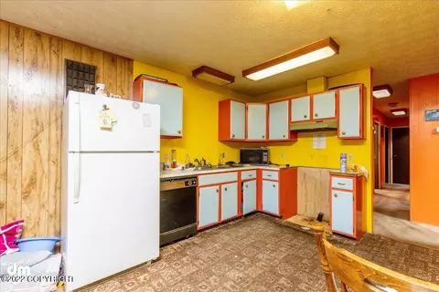 6611 E 10th Ave, Anchorage, AK 99504 photo 7