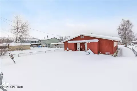 6611 E 10th Ave, Anchorage, AK 99504 photo 2