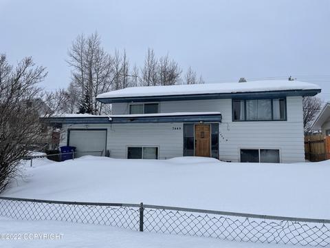 7449 E 17th Ave, Anchorage, AK 99504 photo 1
