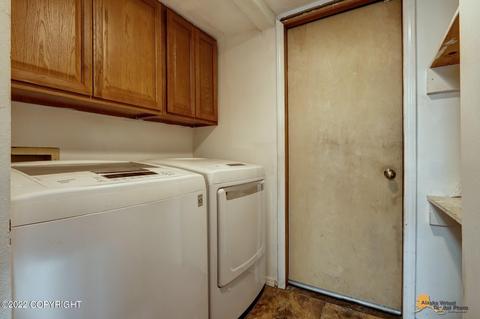 11928 Regency Dr, Eagle River, AK 99577 photo 3