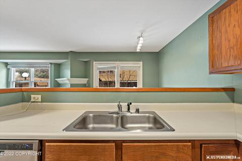 2831 Baxter Rd # 2B, Anchorage, AK 99504 photo 8